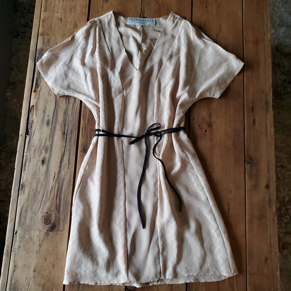 Leyendecker Women's Silk Dress Chevron Pattern Size 4